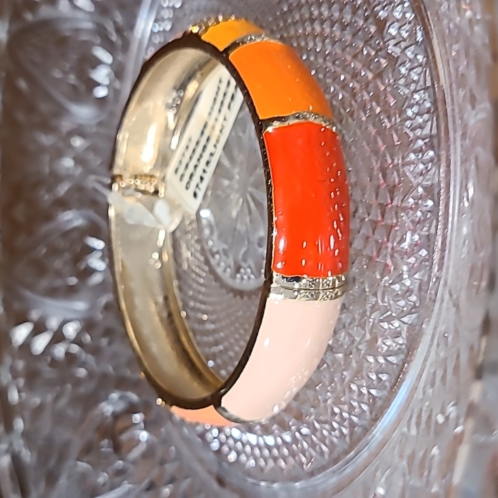 Orange bangle - Picture 5 of 5